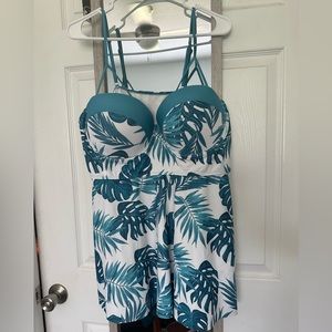 SHEIN 4xl bathing suit top